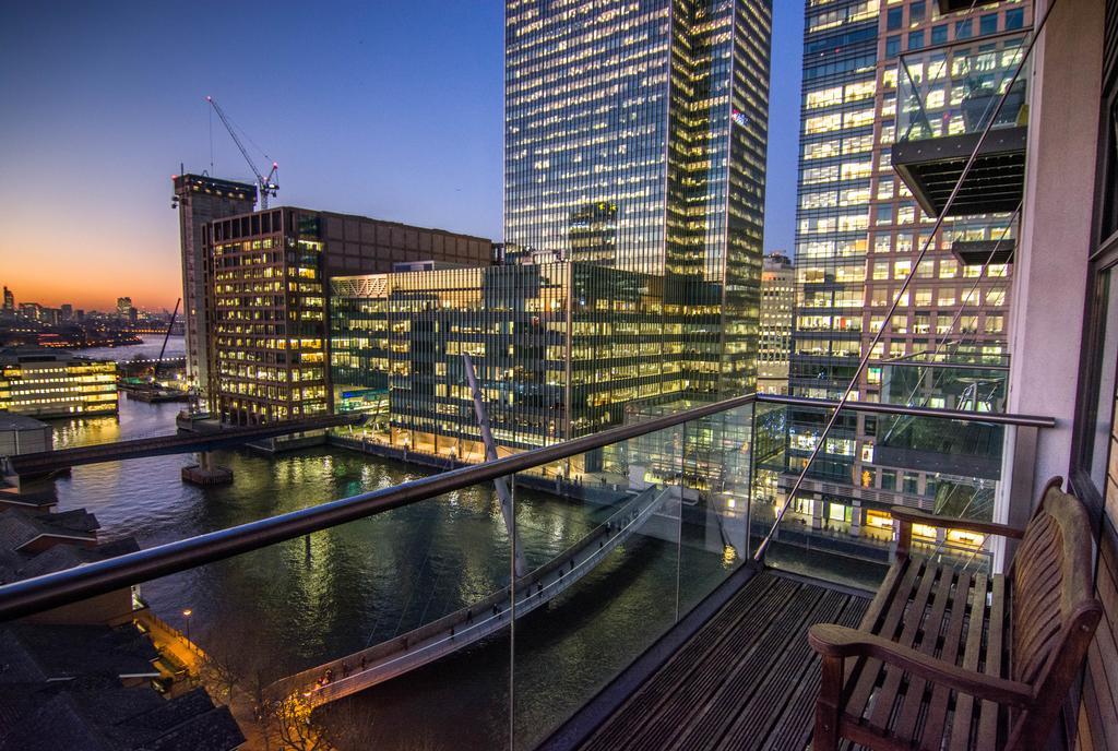 Canary Wharf - Corporate River View Apartments ลอนดอน ภายนอก รูปภาพ