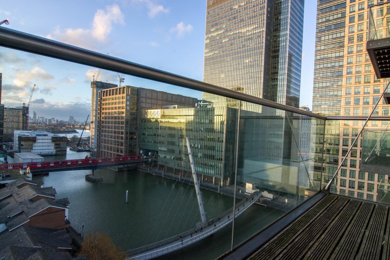 Canary Wharf - Corporate River View Apartments ลอนดอน ภายนอก รูปภาพ