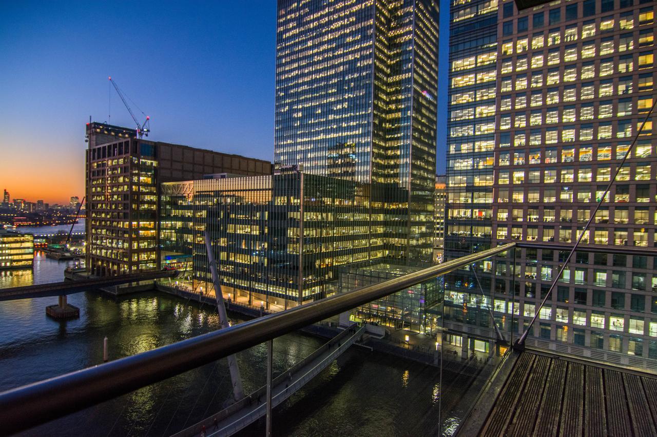 Canary Wharf - Corporate River View Apartments ลอนดอน ภายนอก รูปภาพ